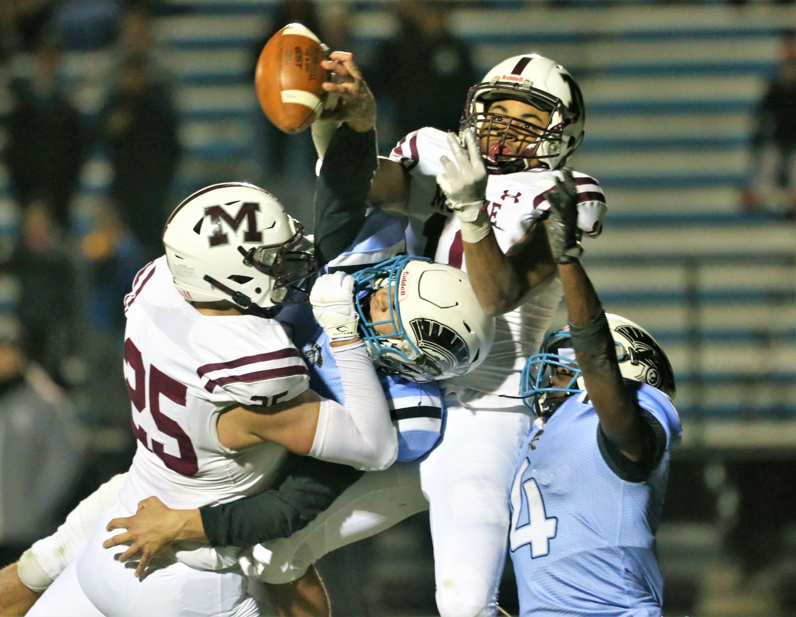 110521-qc-spt-moline fball35.jpg